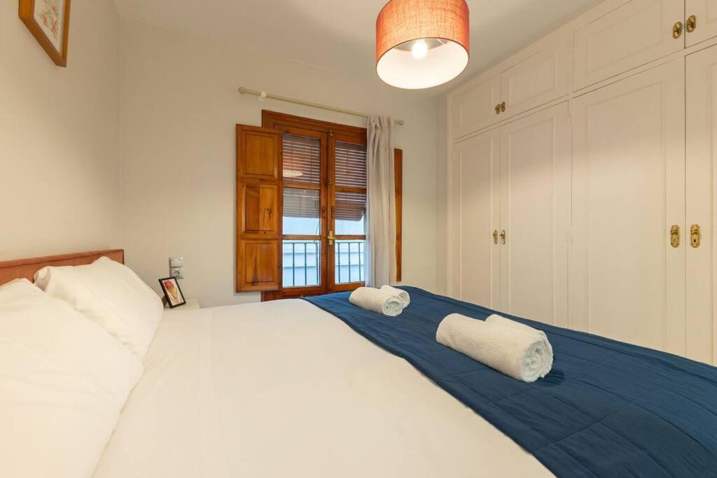 Pajaritos Center Suite By Valcambre Seville Exterior photo